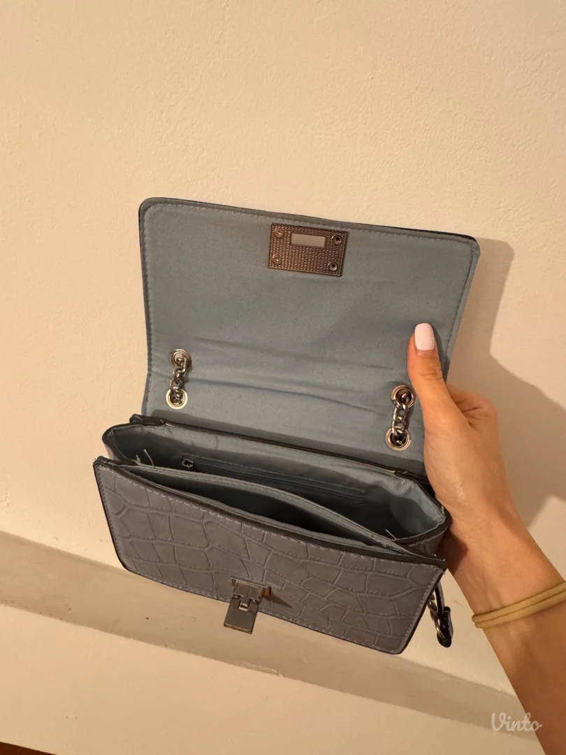 Stradivarius torbica