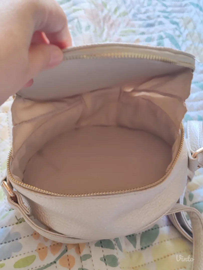 Okrugla bež torbica – Opposite Milano