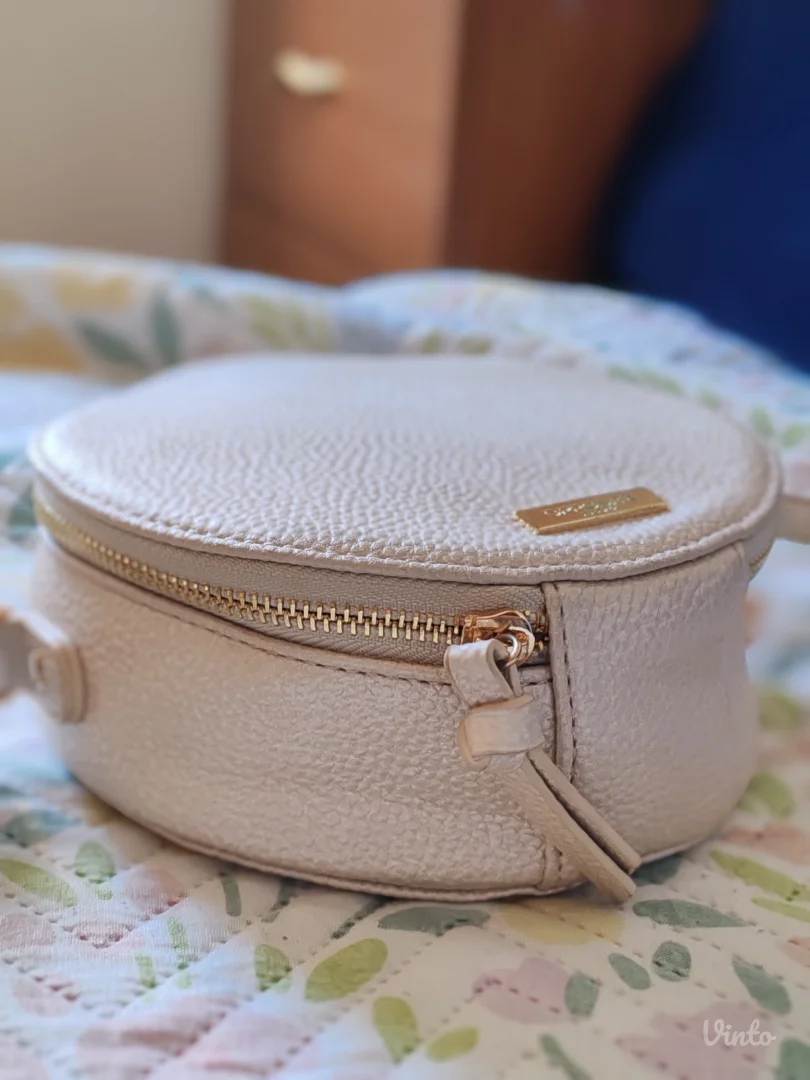 Okrugla bež torbica – Opposite Milano