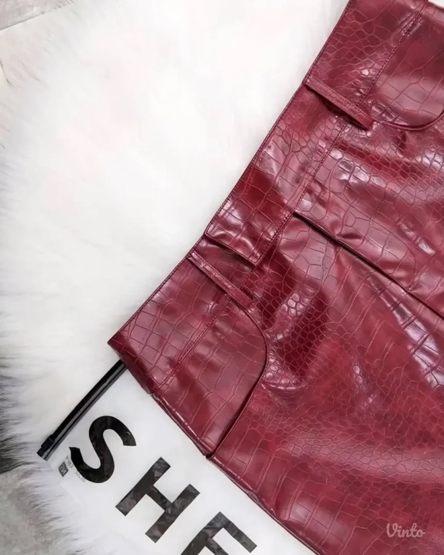 Shein Mini suknja od skaja