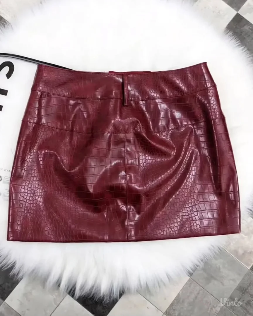 Shein Mini suknja od skaja