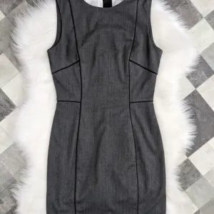 H&M poslovna haljina Novo