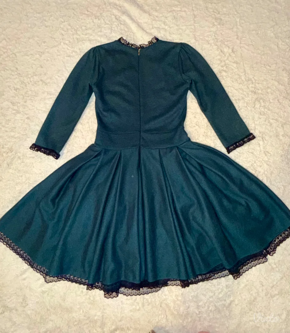 Prelepa zelena zimska haljina