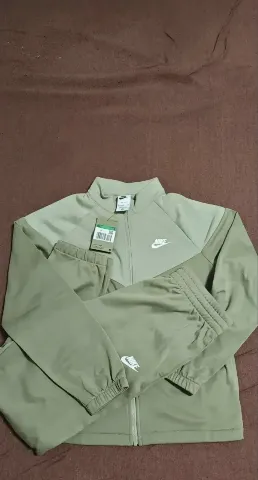 Nike Dri-FIT komplet trenerka – NOVO sa etiketom 🟢