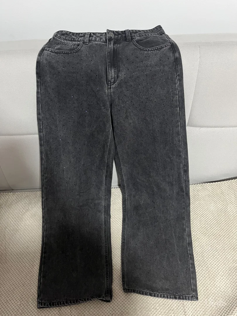 Sinsay - ženske farmerke sa cirkonima