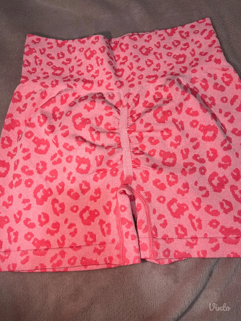 Ženski šorts