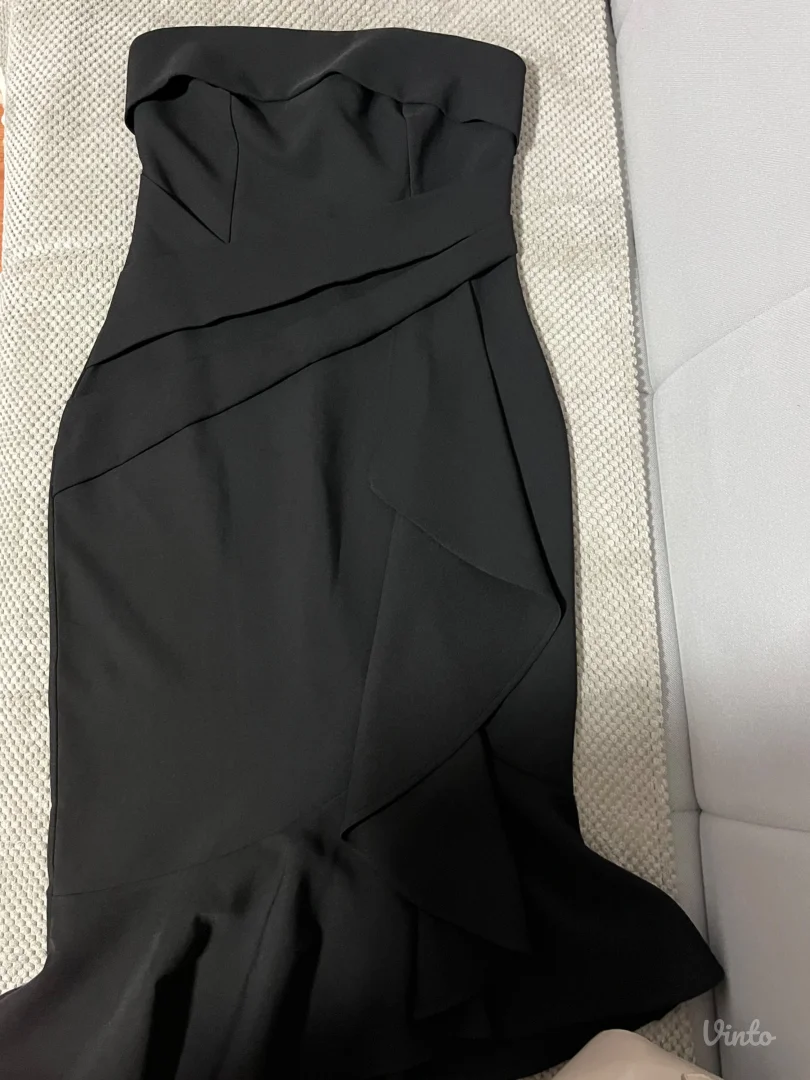 Crna elegantna haljina