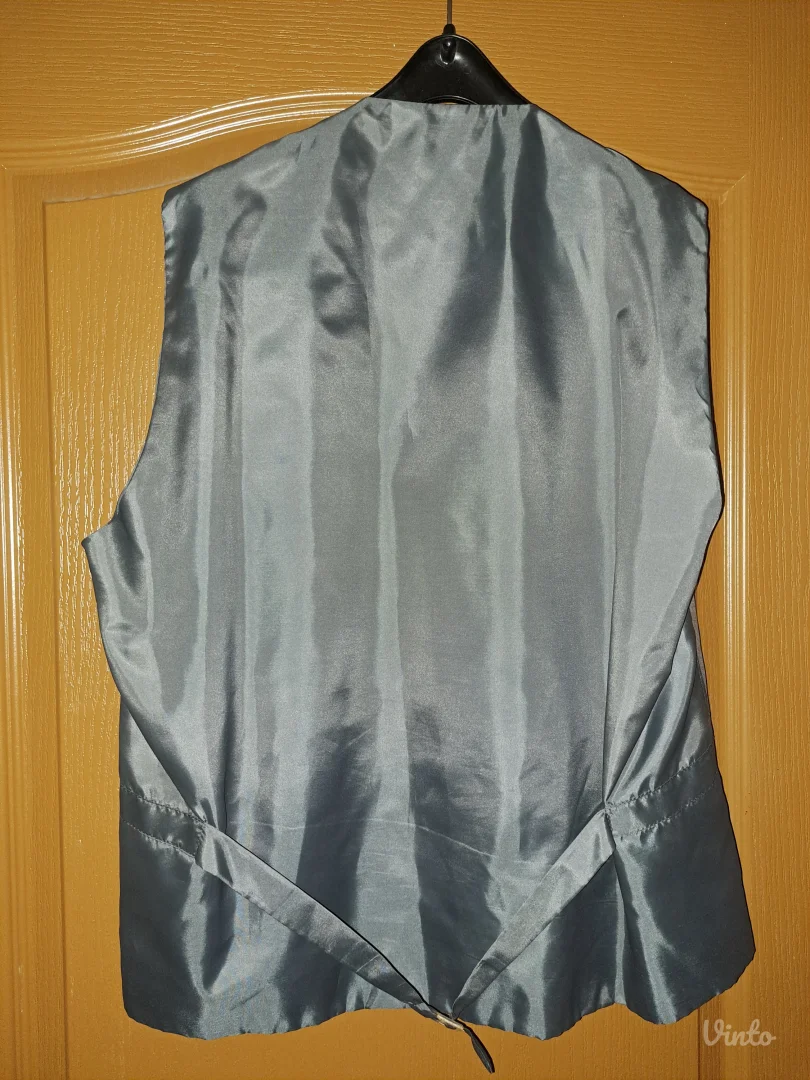 Komplet sivo musko odelo