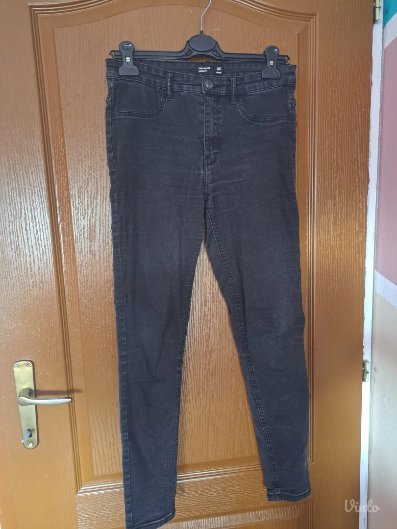 Sinsey-farmerke zenske