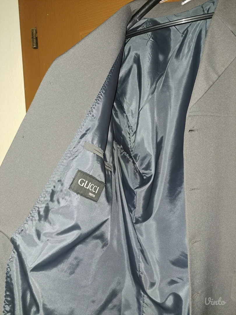 Komplet sivo musko odelo