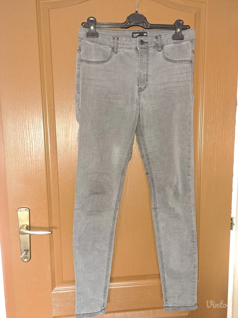 Sinsey-farmerke zenske