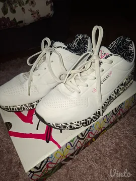 Skechers patike