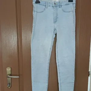 Sinsey-farmerke zenske