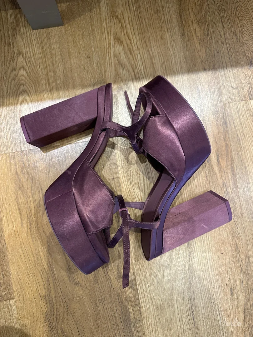 Zara ljubicaste sandale