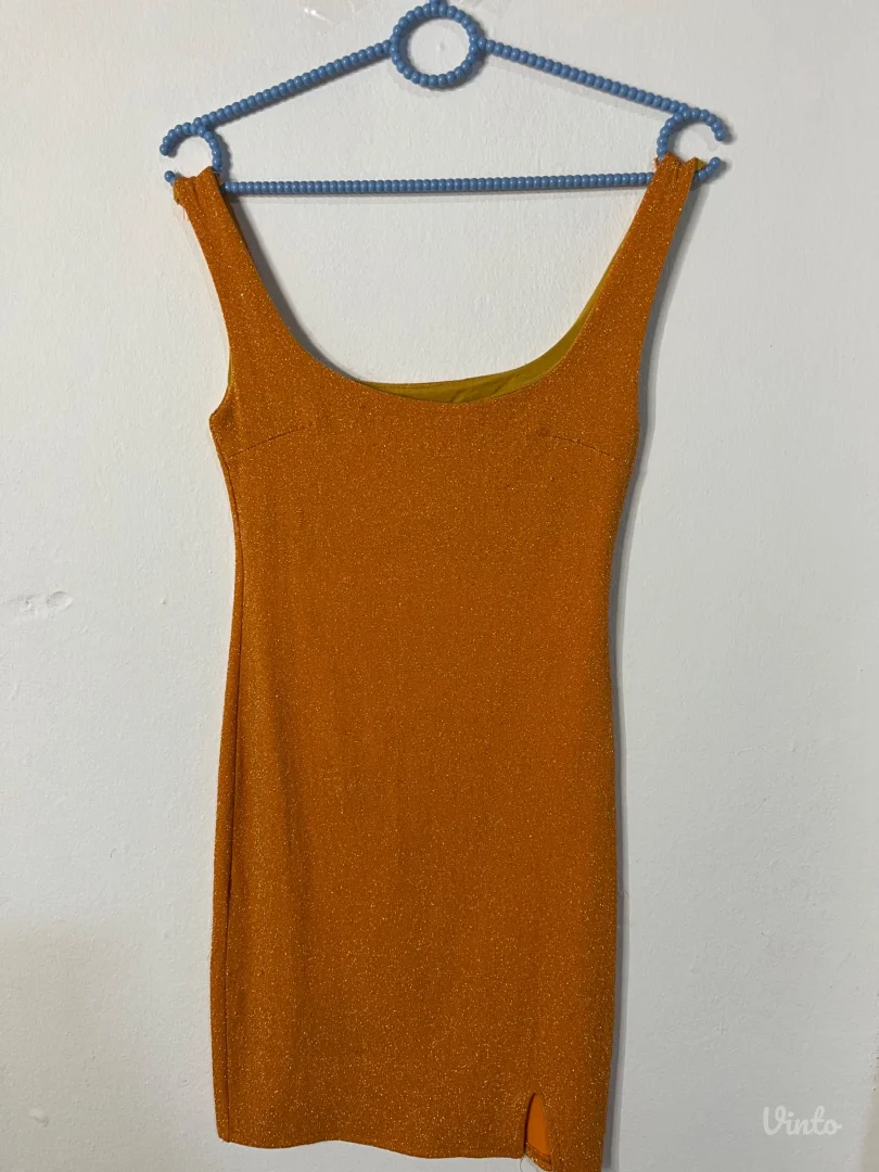 Narandžasta haljina