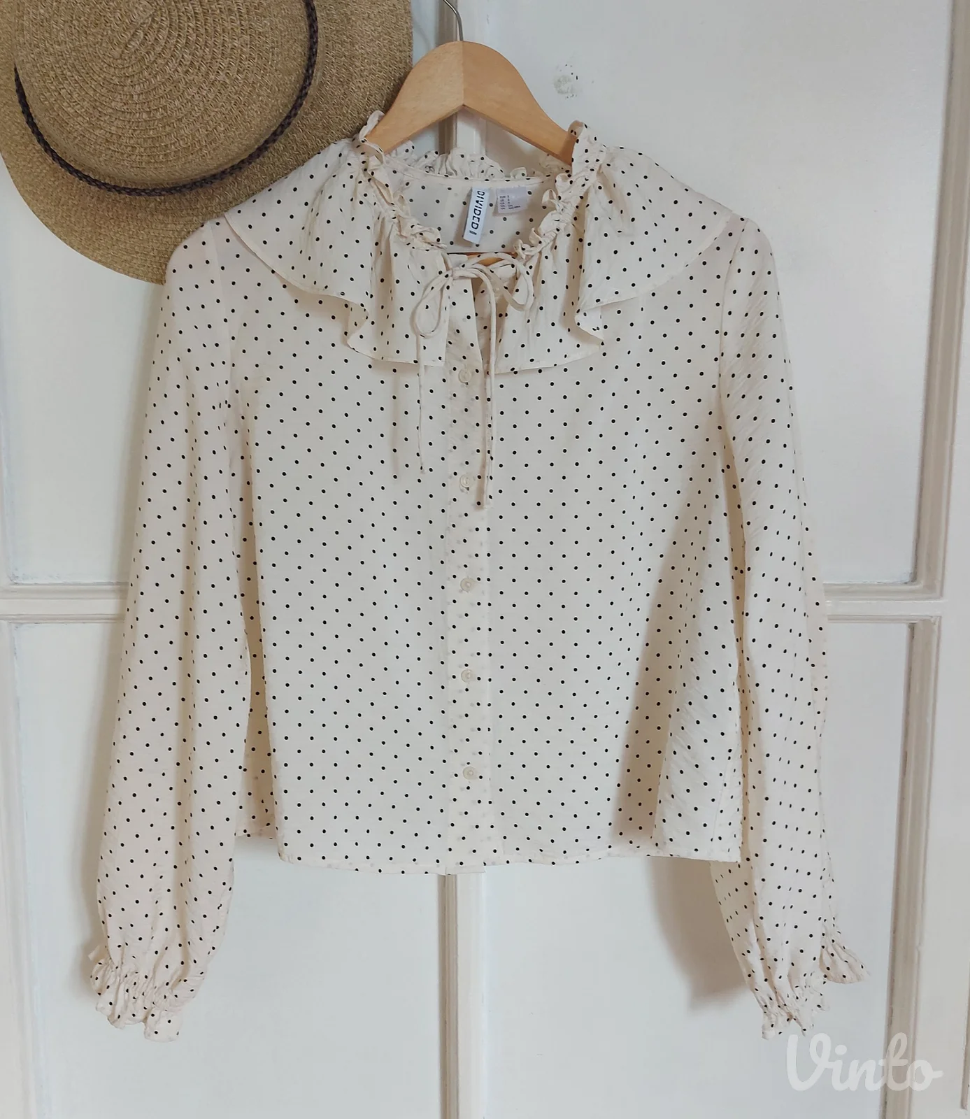 Nova H&M tufnasta košulja sa karner kragnom