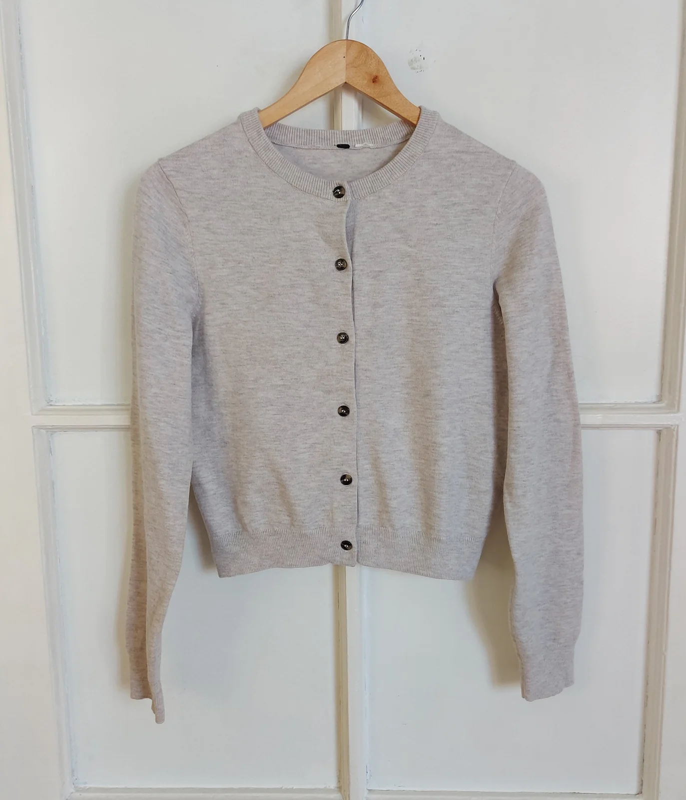 H&M kardigan sa kaznenom kragnom (odvojiva) *(S)