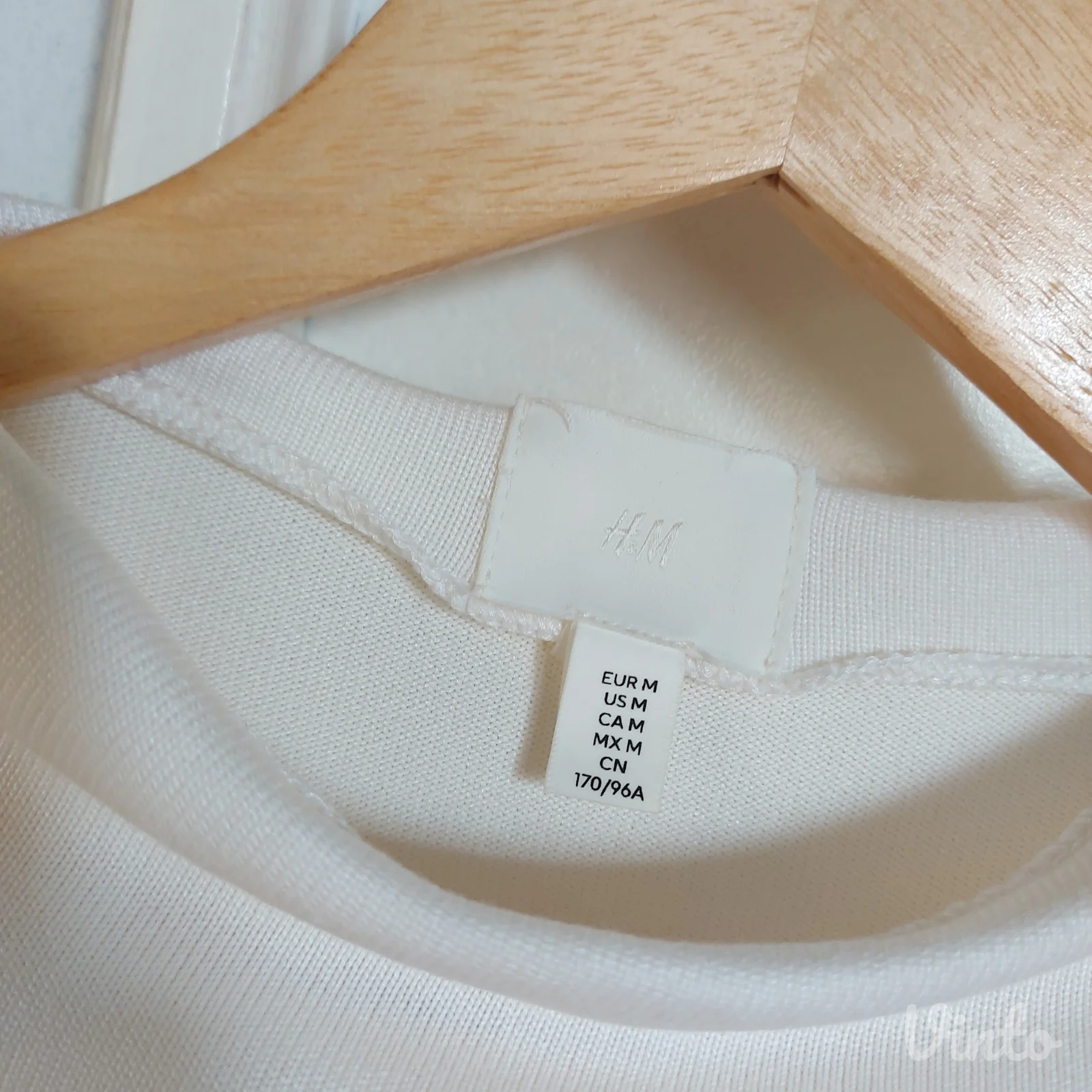 H&M Bela/Krem šišmiš končana bluza