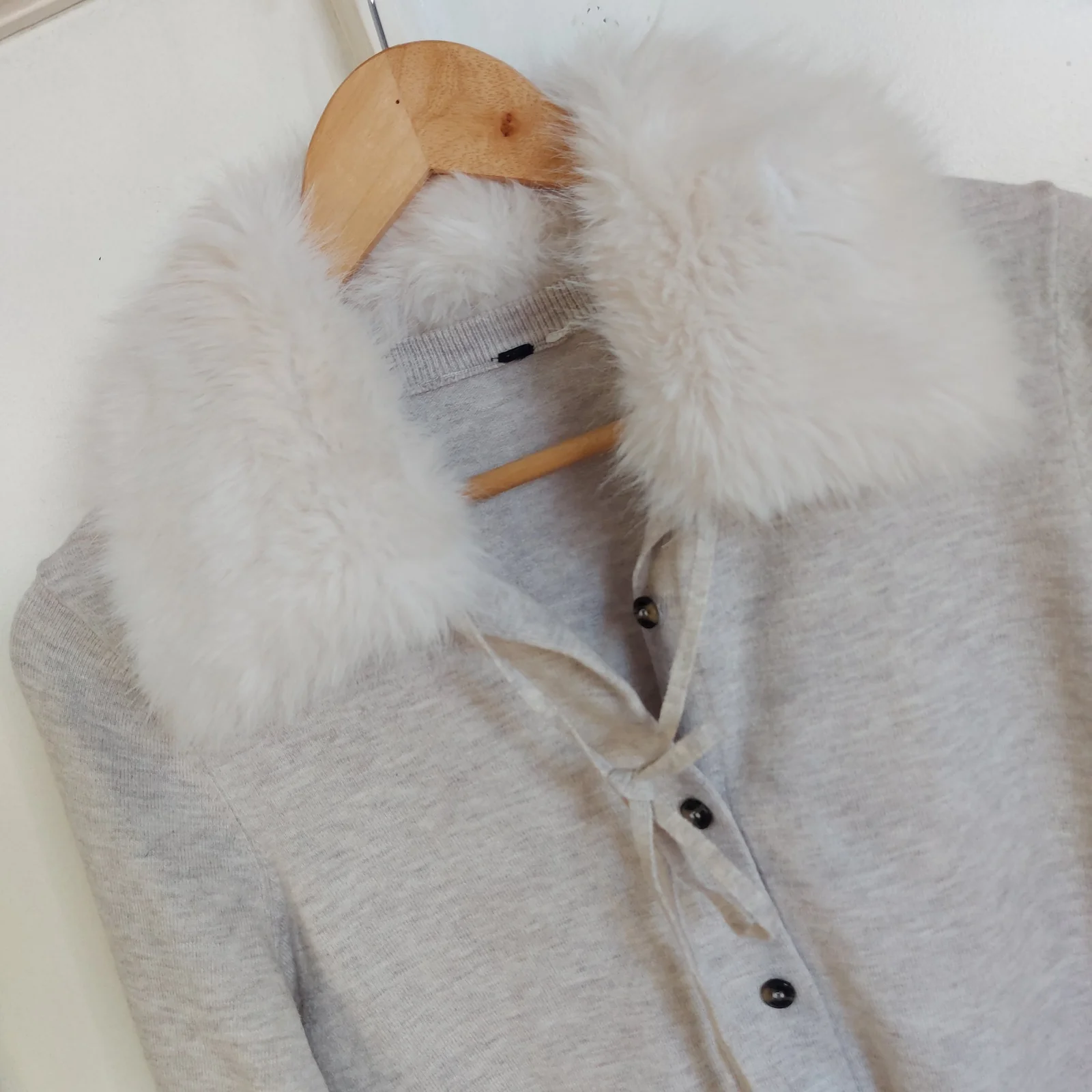 H&M kardigan sa kaznenom kragnom (odvojiva) *(S)