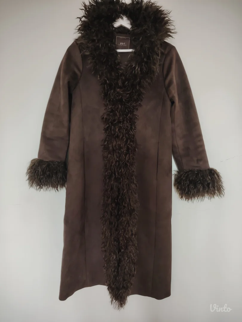 Amisu kaput sa krznom