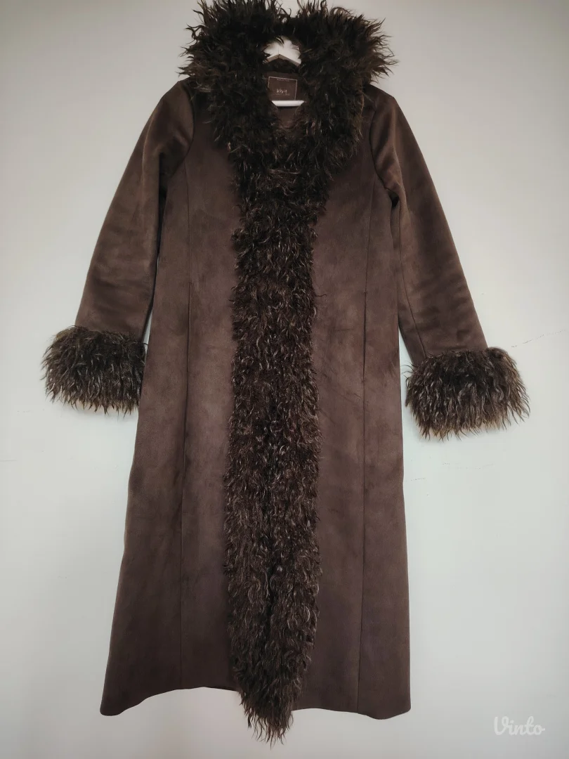 Amisu kaput sa krznom