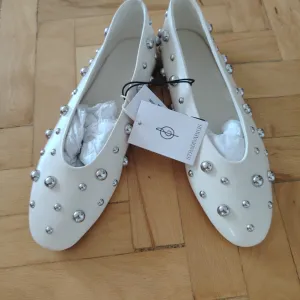 Stradivarius baletanke