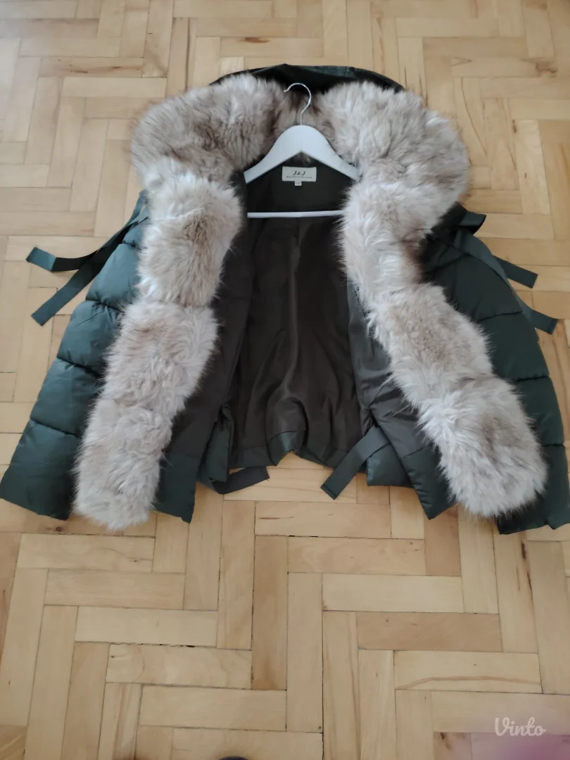 Zimska jakna sa krznom