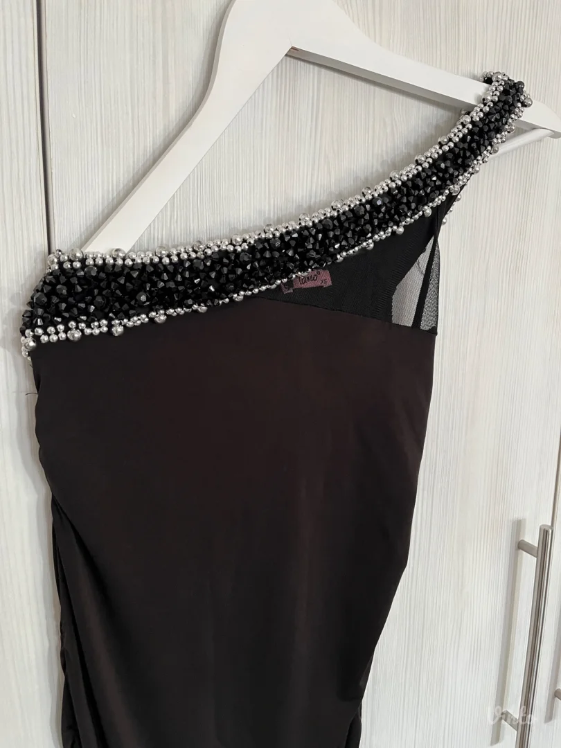 Haljina na jedno rame