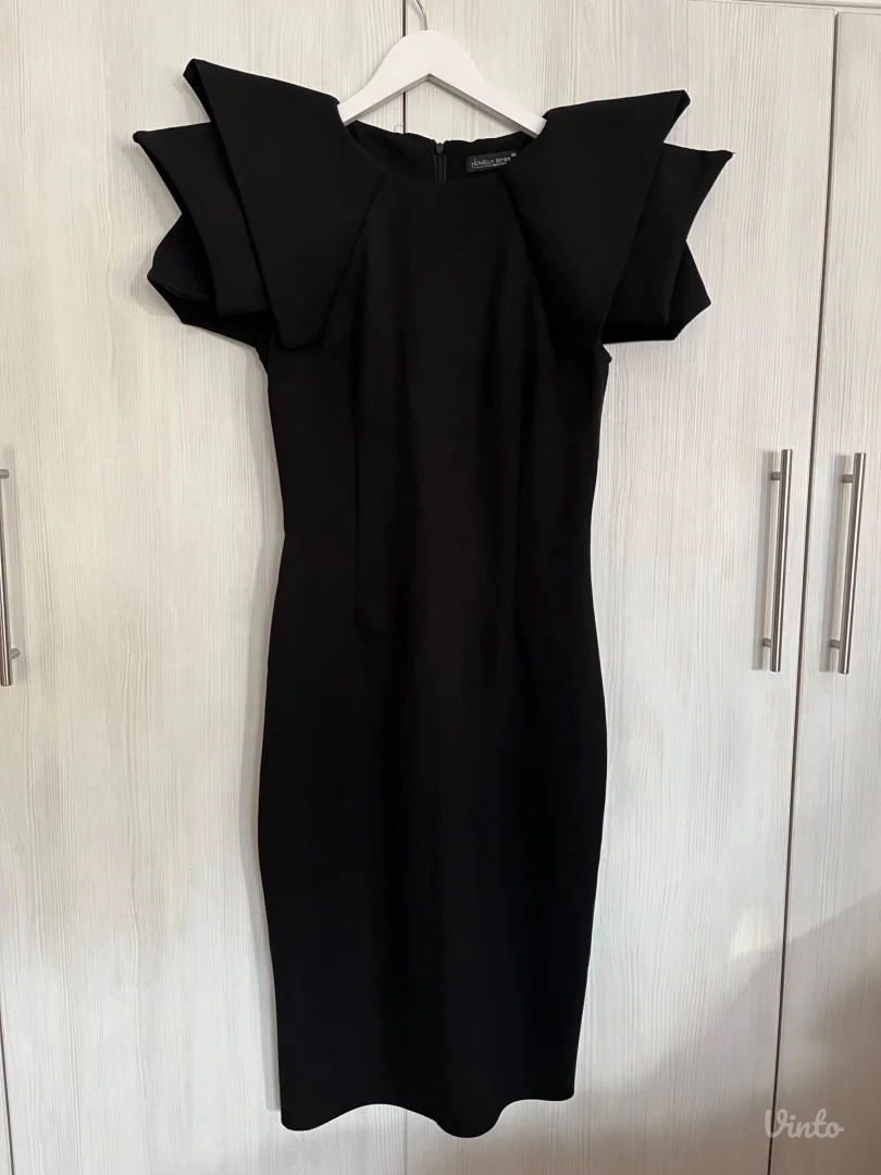 Crna haljina sa bodljama