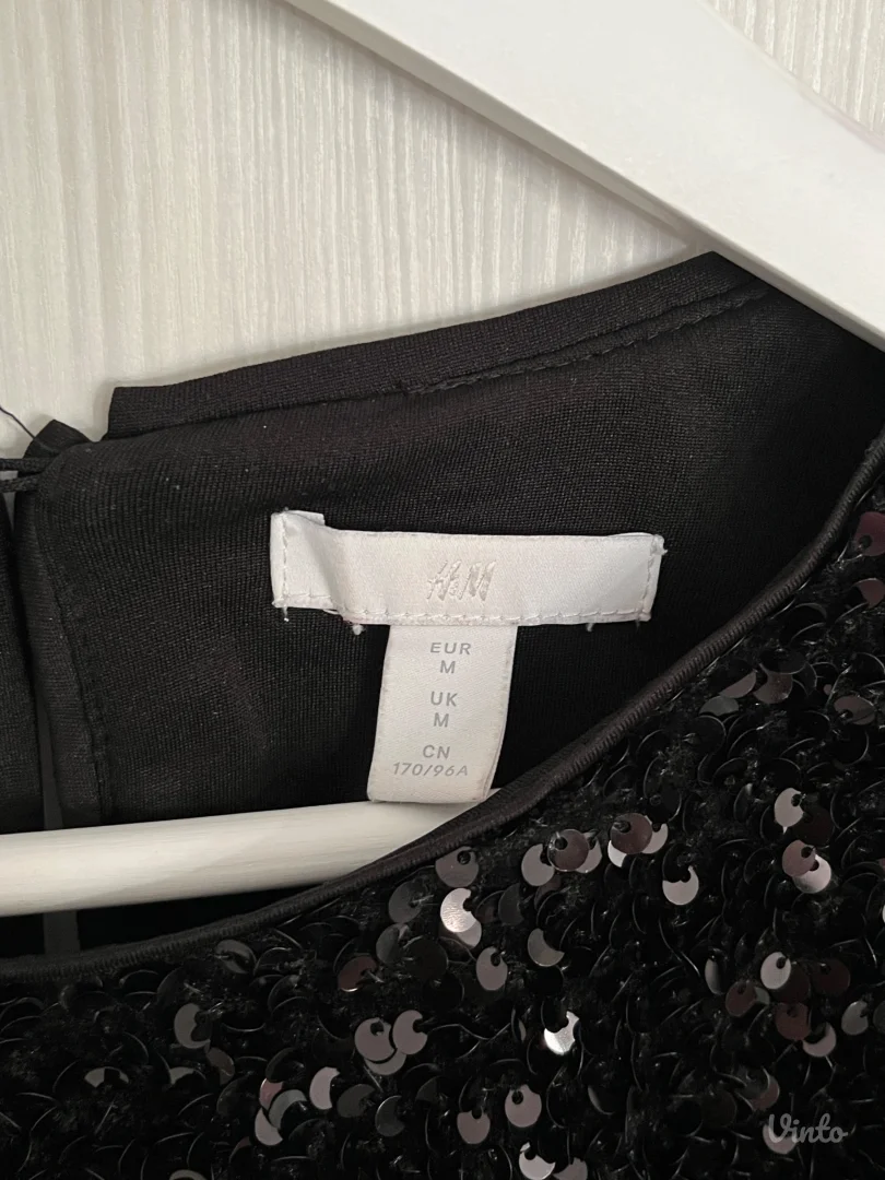H&M haljina sa šljokicama
