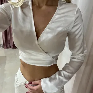 Tri košulje 1000 din