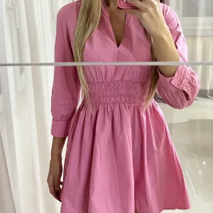 Zara roze haljinica