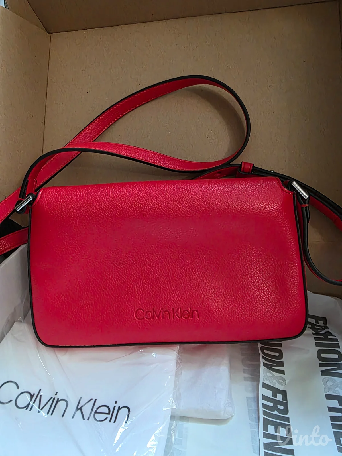 Calvin Klein tasna i kais