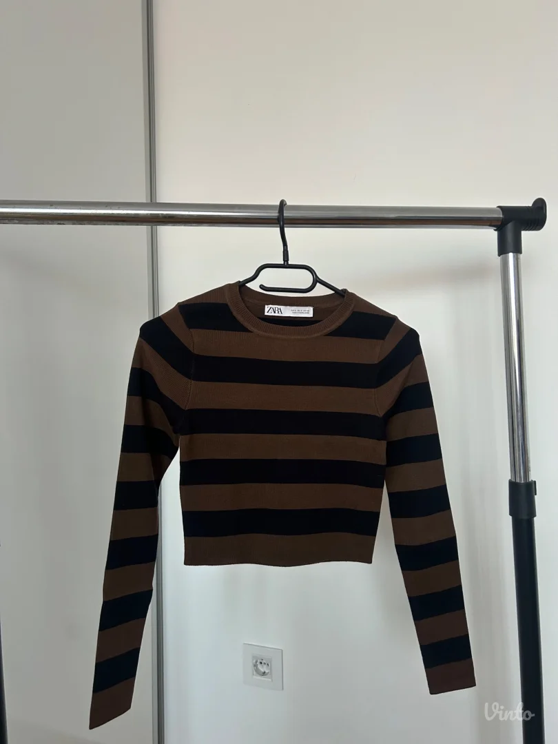 Zara crop dzemper na pruge