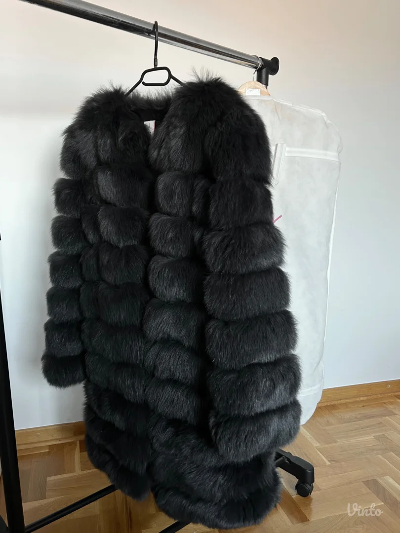 3u1 Bunda- pravo krzno polarne lisice