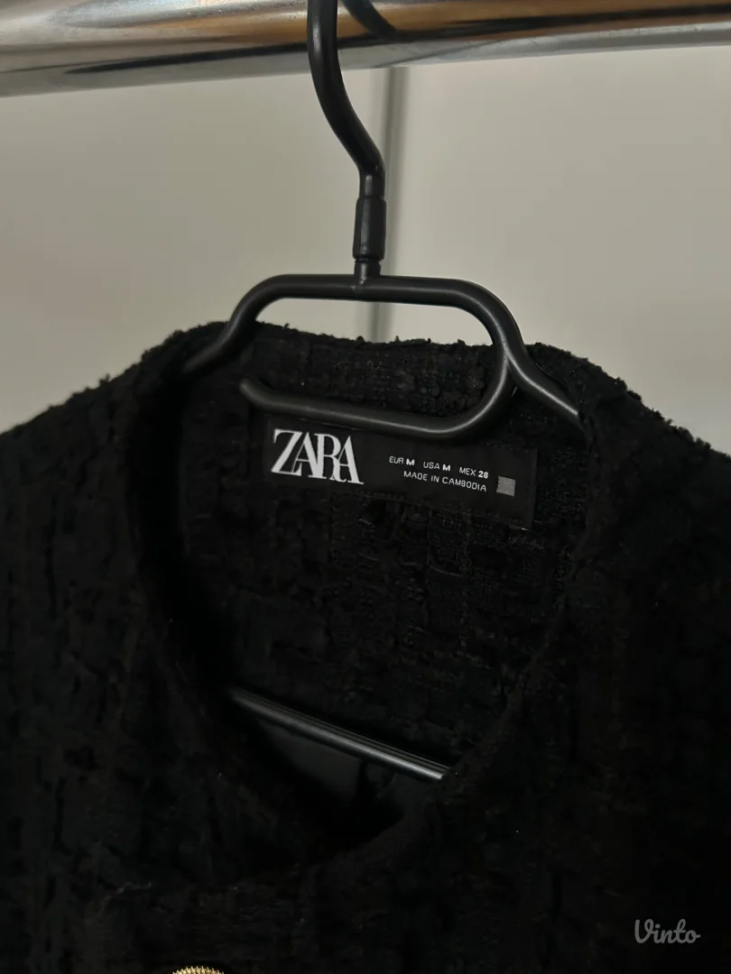 Zara crna jakna