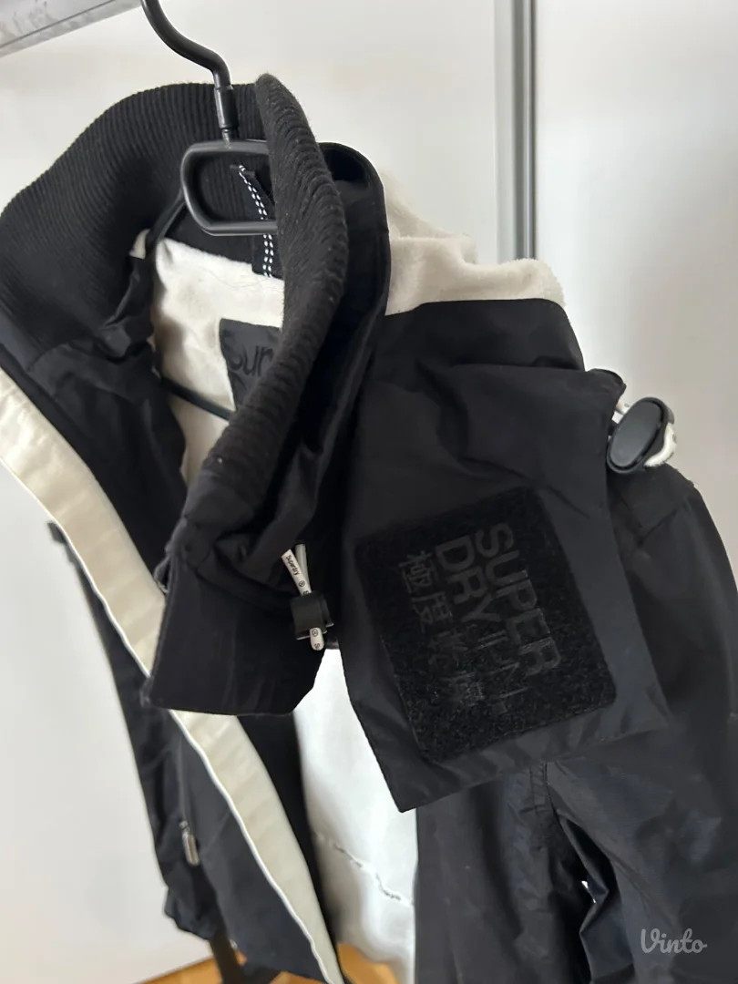 SuperDry jakna