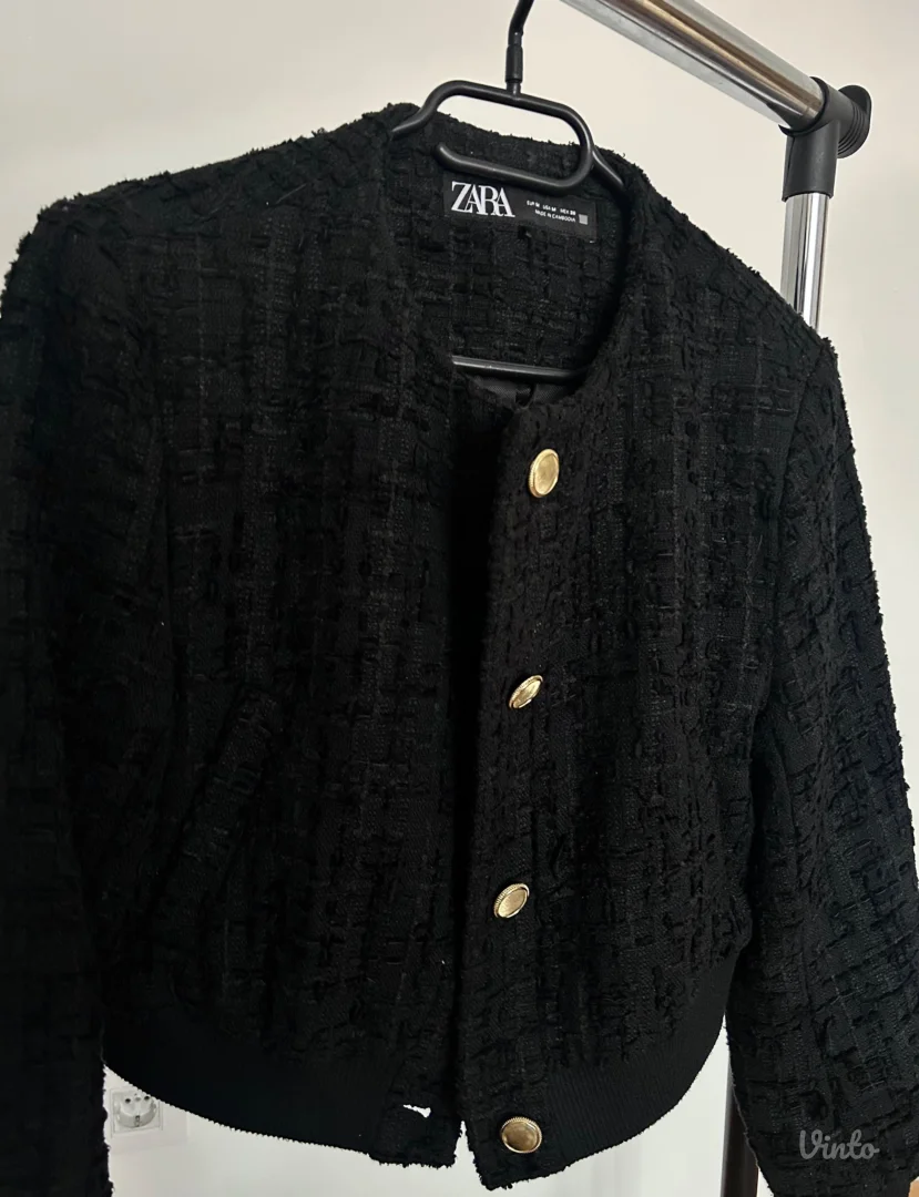 Zara crna jakna