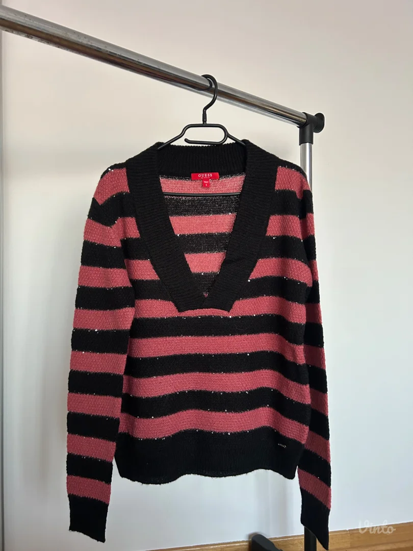 Guess džemper na pruge