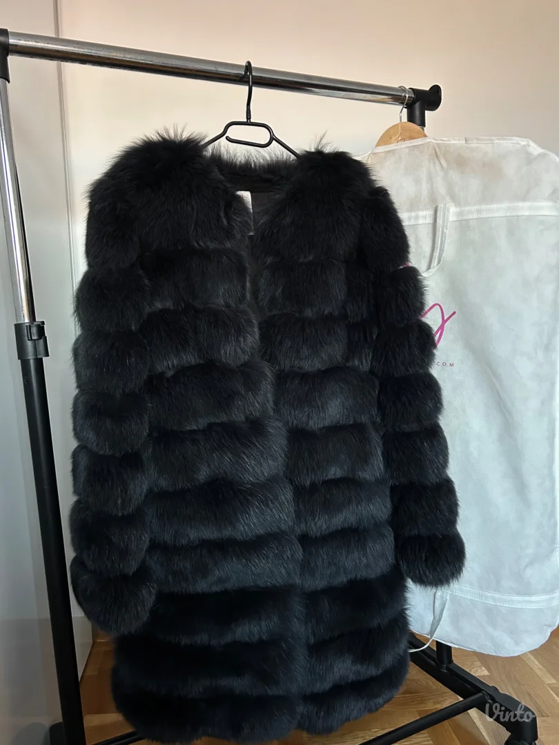 3u1 Bunda- pravo krzno polarne lisice