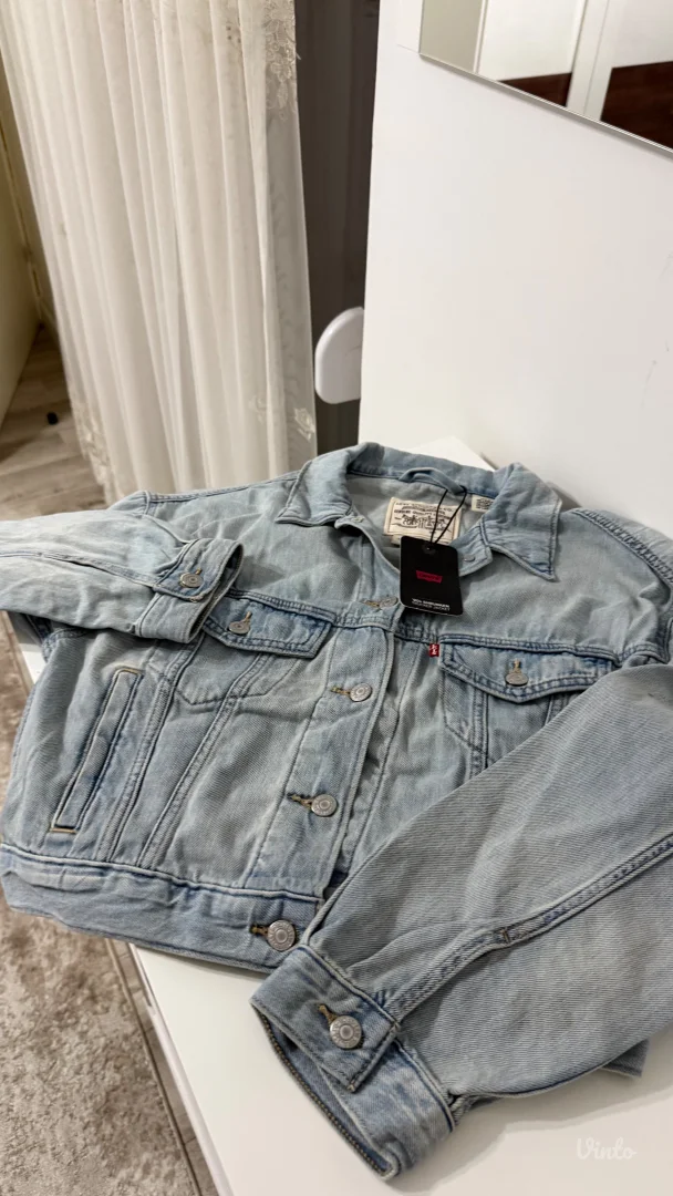 Levi’s teksas jakna! Nova