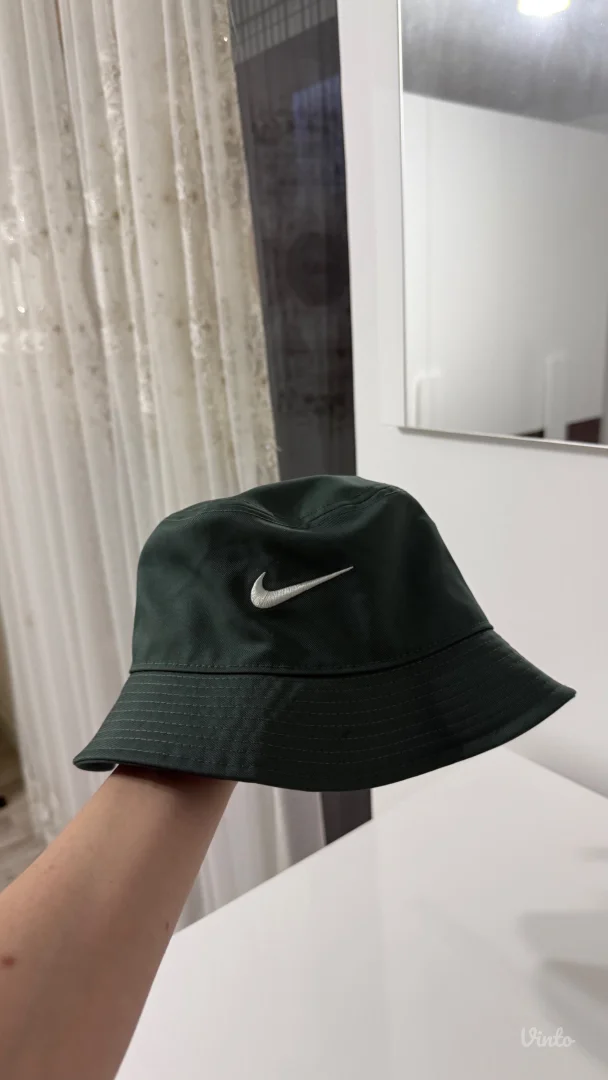 Nike bucket hat! Novo