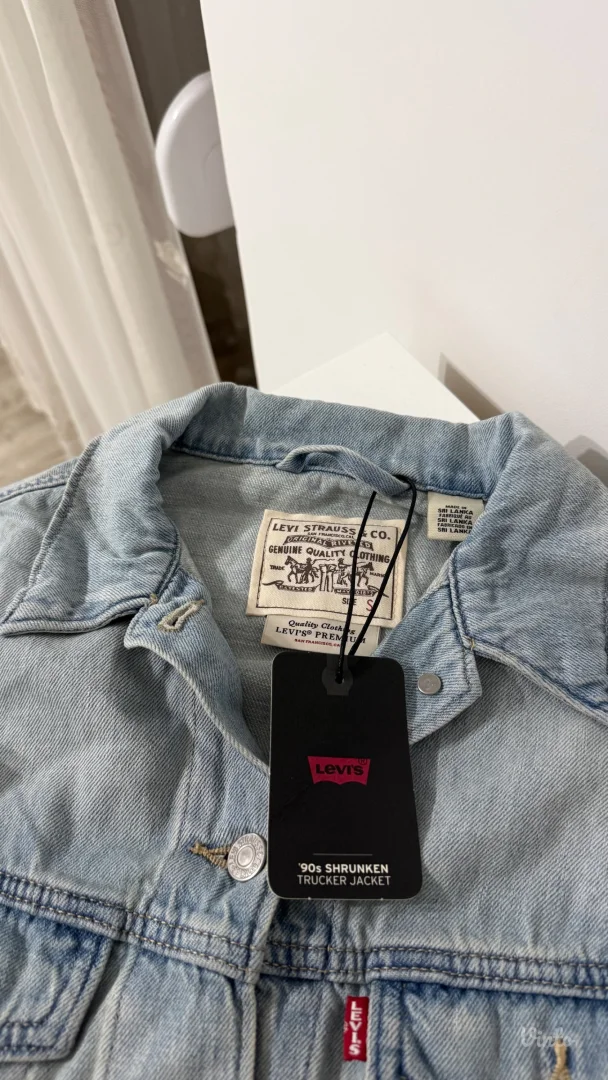 Levi’s teksas jakna! Nova