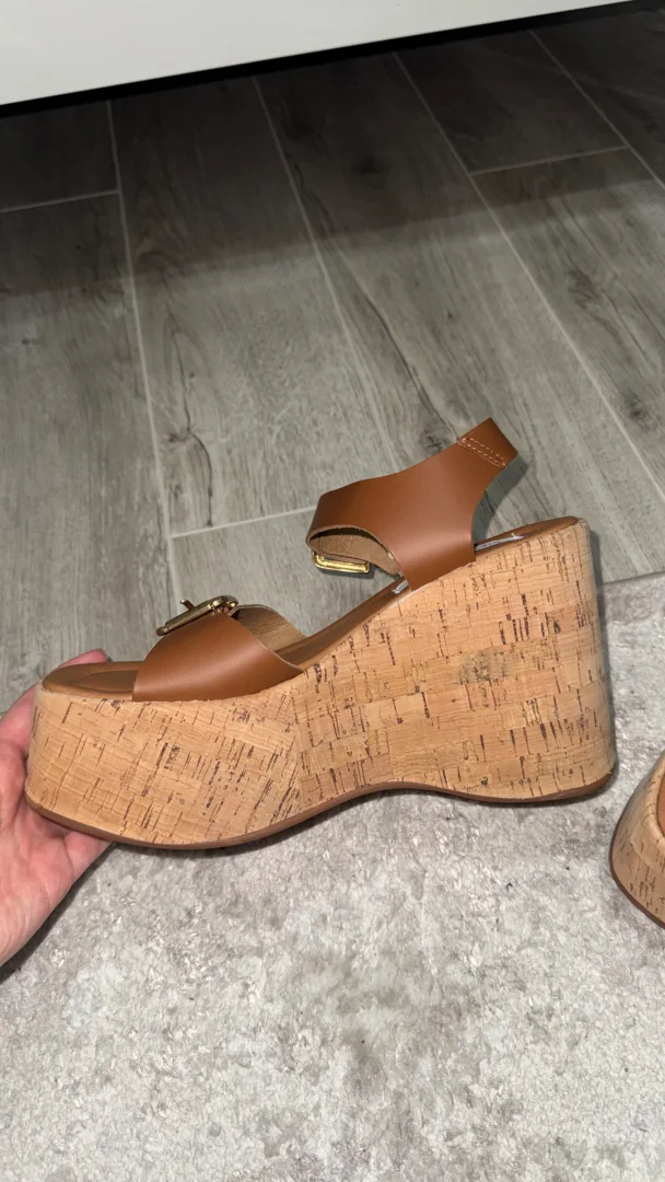 Steve Madden sandale na plutu!Nove! Kozne!