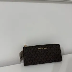 Michael kors novcanik! Nov! Original