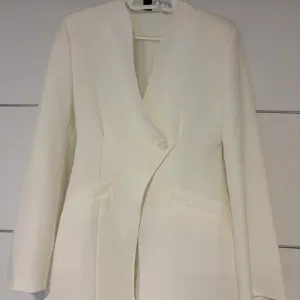 Beli sako novi