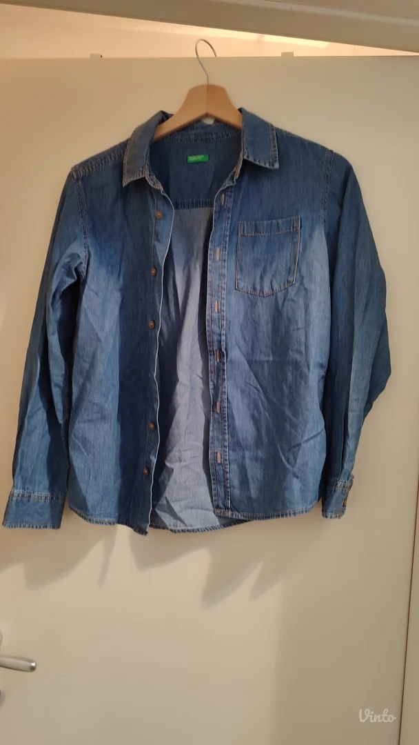 Dečija Beneton košulja