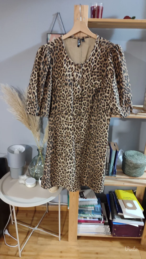 Piesces leopard haljina