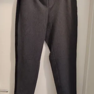 Zara pantalone