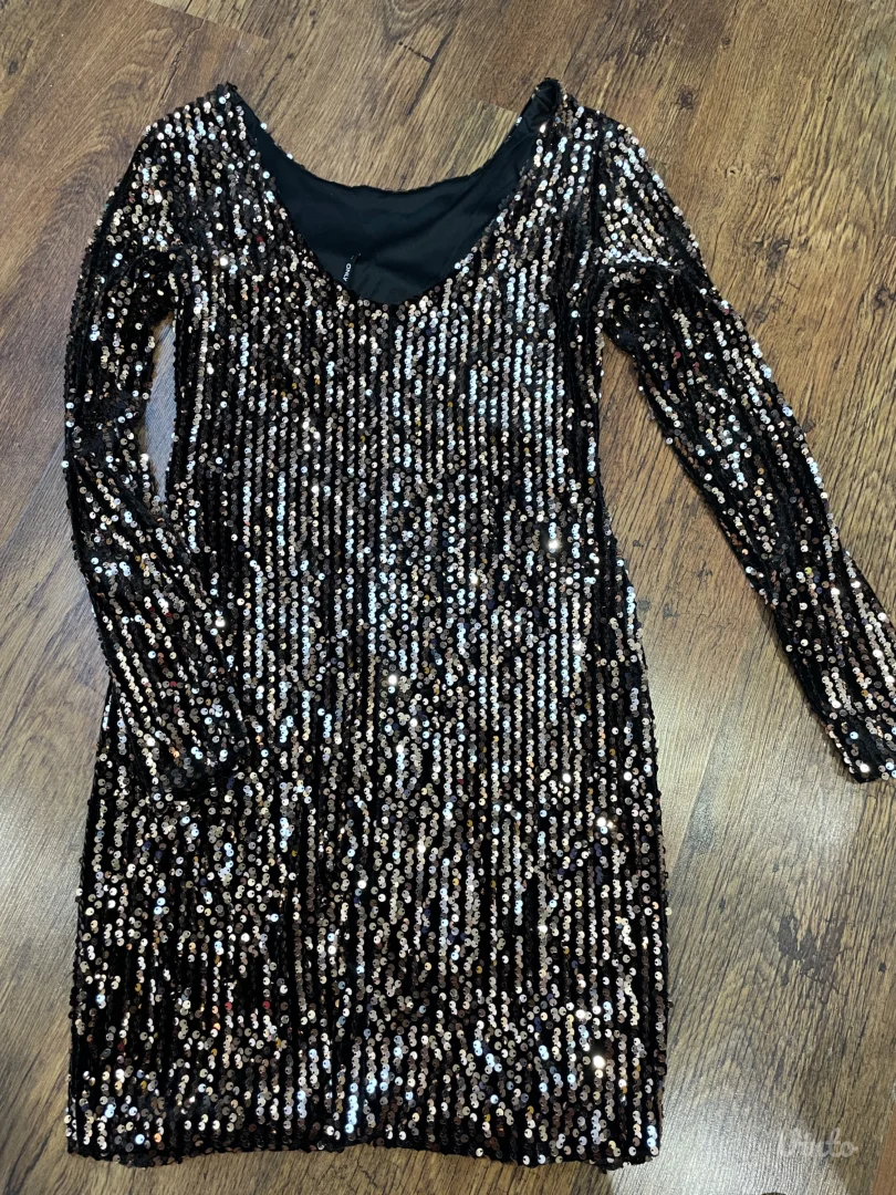 Only šljokičava haljina